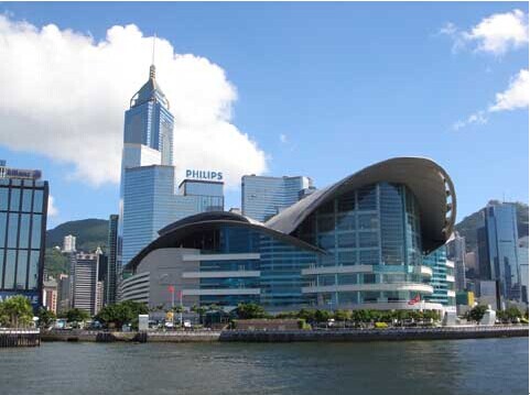 搭港铁逛遍香港